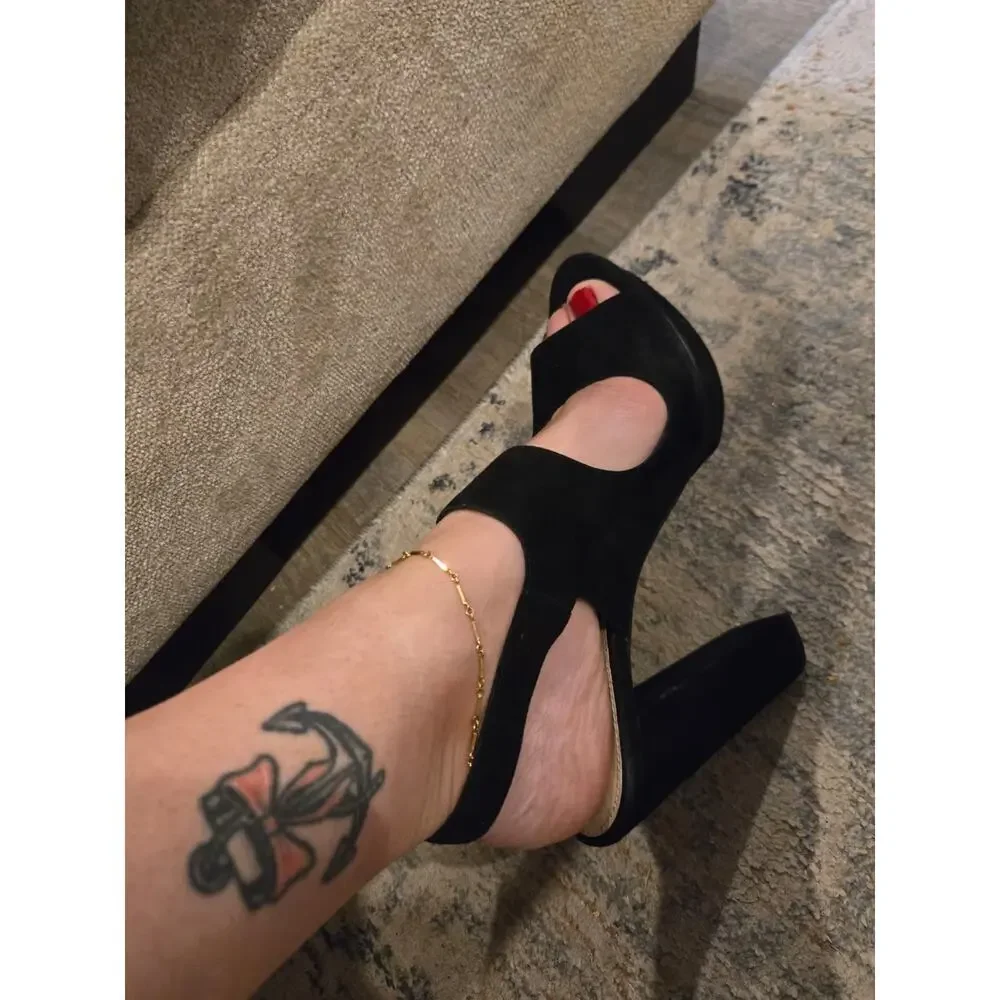 Pelle Moda Women's Black Suede Ankle Strap Heels Size 11M